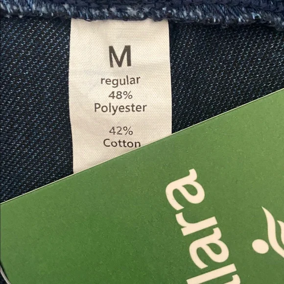 MEDIUM . HALARA FLEX STRETCHY MIDRISE STRAIGHT LEG DISTRESSED DENIUM KNIT JEANS - Picture 12 of 12